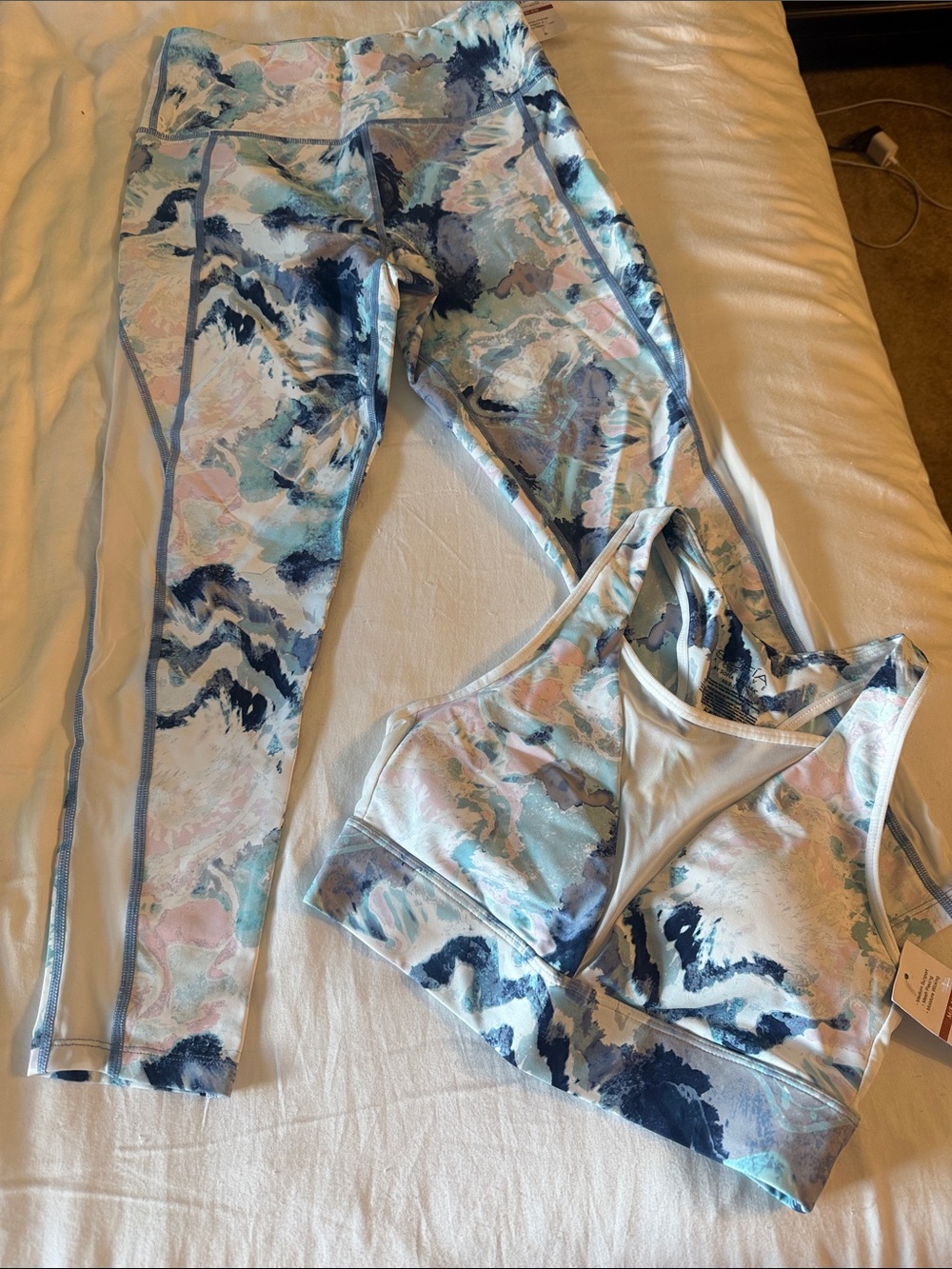 NWT Blue and Pink Marble Print Sports Bra & Leggings Set